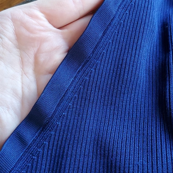 WHBM Navy Knit Shell - Picture 3 of 8